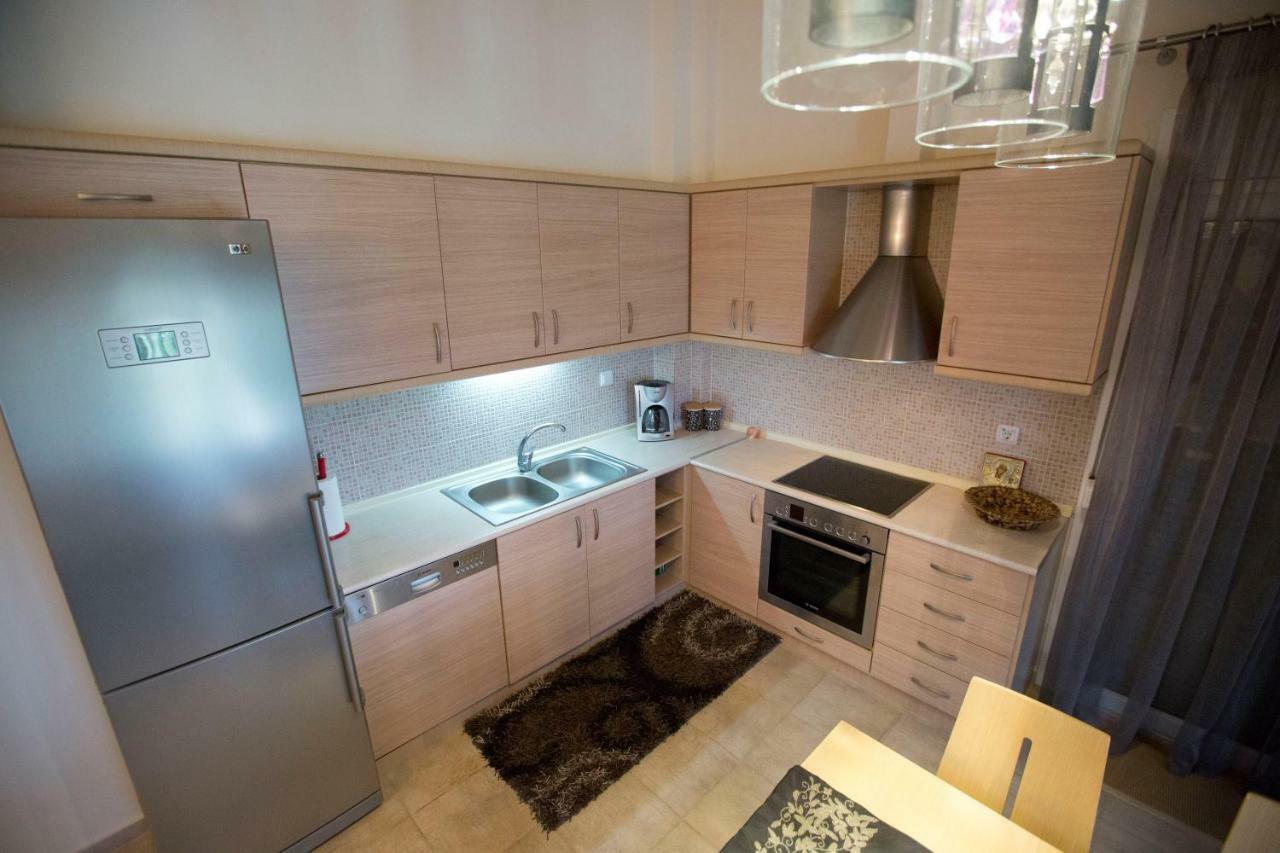 Elena Luxury Apartment Keramotí Esterno foto