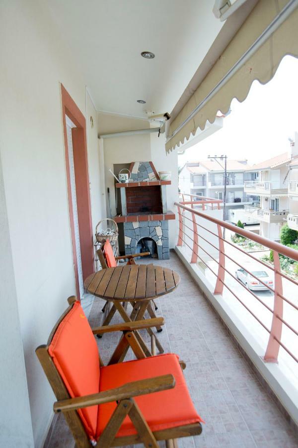 Elena Luxury Apartment Keramotí Esterno foto